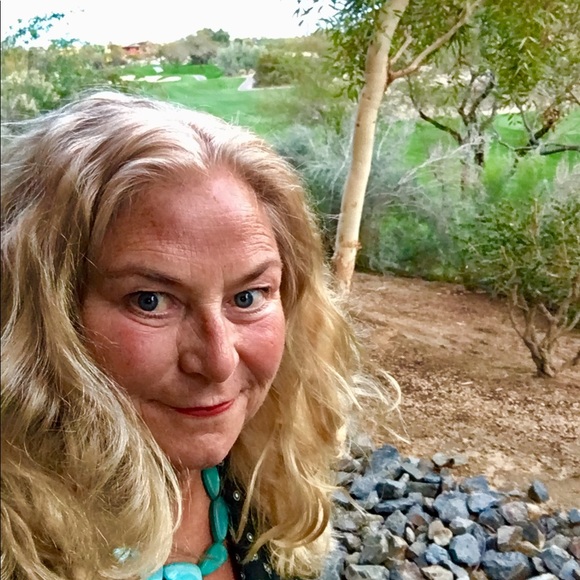 Meet the Posher Other - Meet your Posher, Ursula